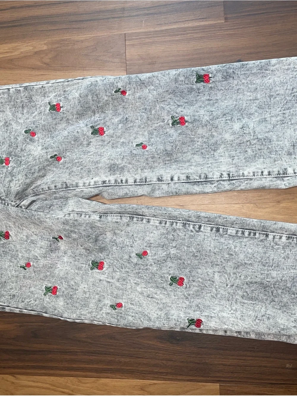 SHEIN Gray Acid-Wash Jeans with Red Cherry Embroidery